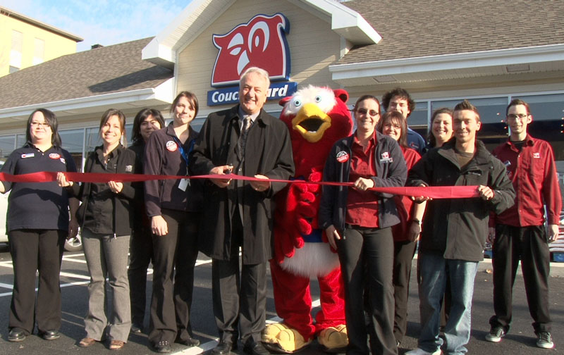 Couche-Tard ouvre officiellement un deuxième dépanneur et station-service à Saint-Georges