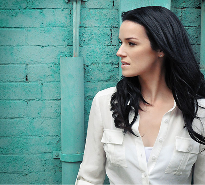 Andrée Watters au Nashville en Beauce