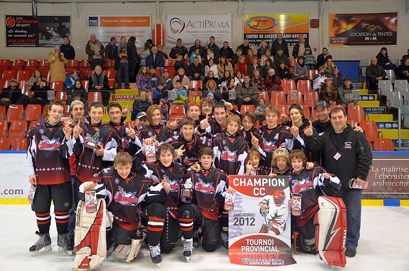 L'équipe locale championne au Tournoi bantam de Saint-Georges