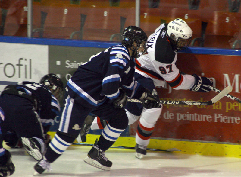Saint-Georges prend les devants face aux Bulldogs