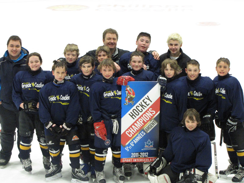 Le Championnat de hockey primaire couronne ses vainqueurs