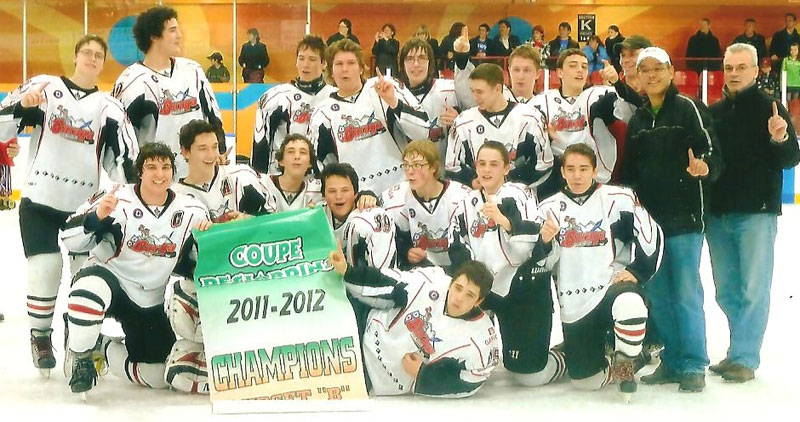 Le Garaga midget B2 remporte la Coupe Desjardins 2012