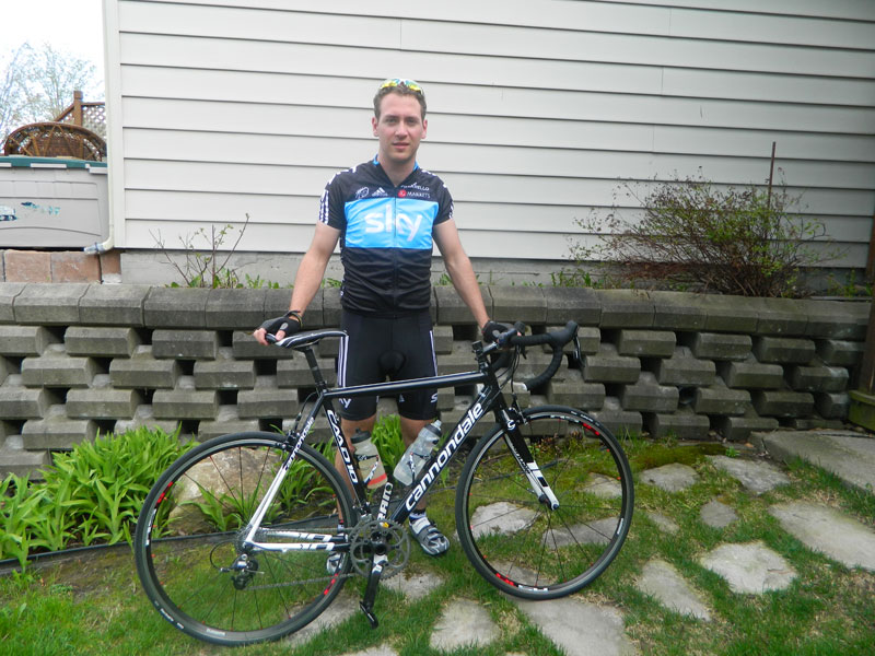 Alexandre Savoie s’engage à participer au Cyclo-défi Enbridge contre le cancer
