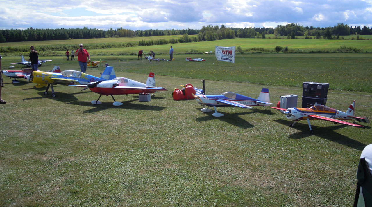 L'édition 2012 du FunFly attire près de 590 personnes!
