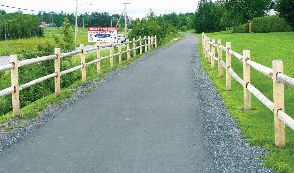 Projet d'aménagement de jeux d'eau près de la piste cyclable à La Guadeloupe