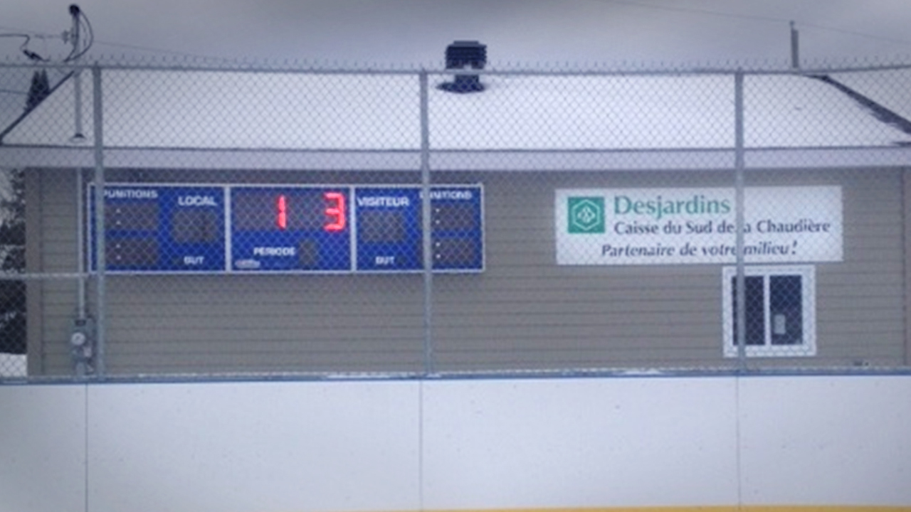 Saint-Benoît dévoilera son nouveau tableau indicateur pour sa patinoire extérieure