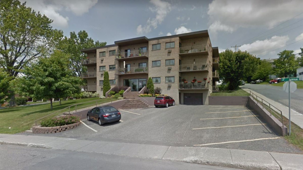 UNE MAISON ANCESTRALE SAUVÉE DU PIC DES DÉMOLISSEURS