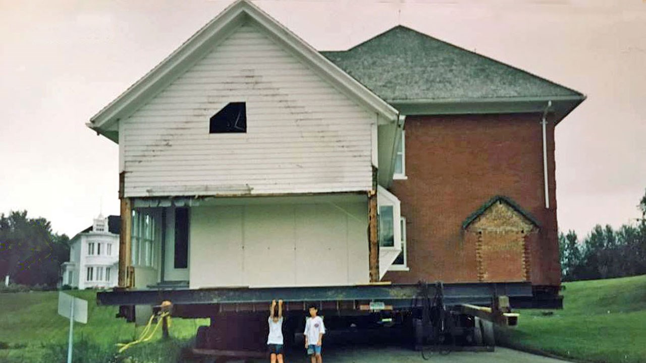 Où était la maison d'Édouard Lacroix?