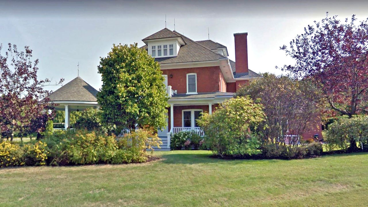 Où était la maison d'Édouard Lacroix?