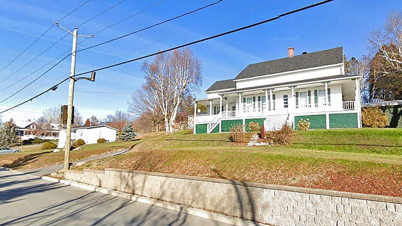 Une maison centenaire bien conservée sur la 2e avenue