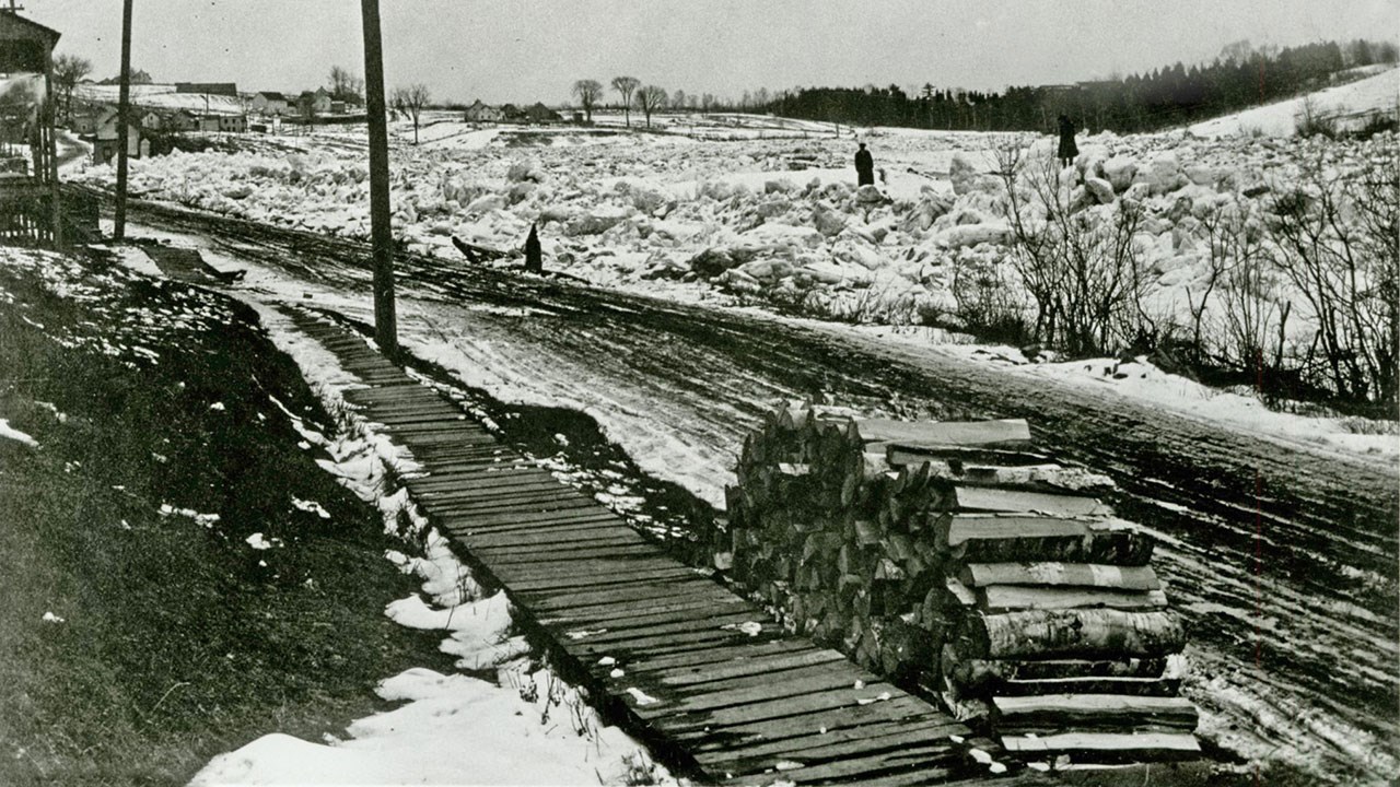 Le magasin général de Frédéric Loubier au village Morency