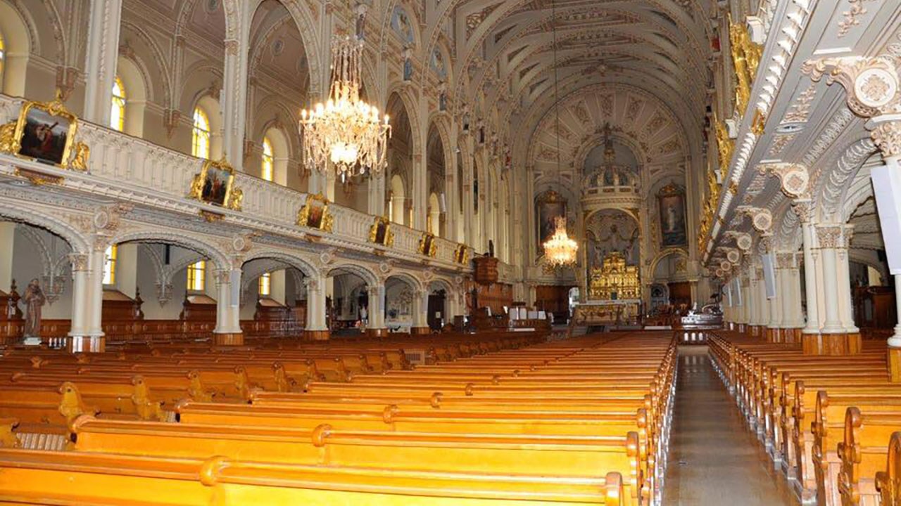 Décorations centenaires à l'église Saint-Georges