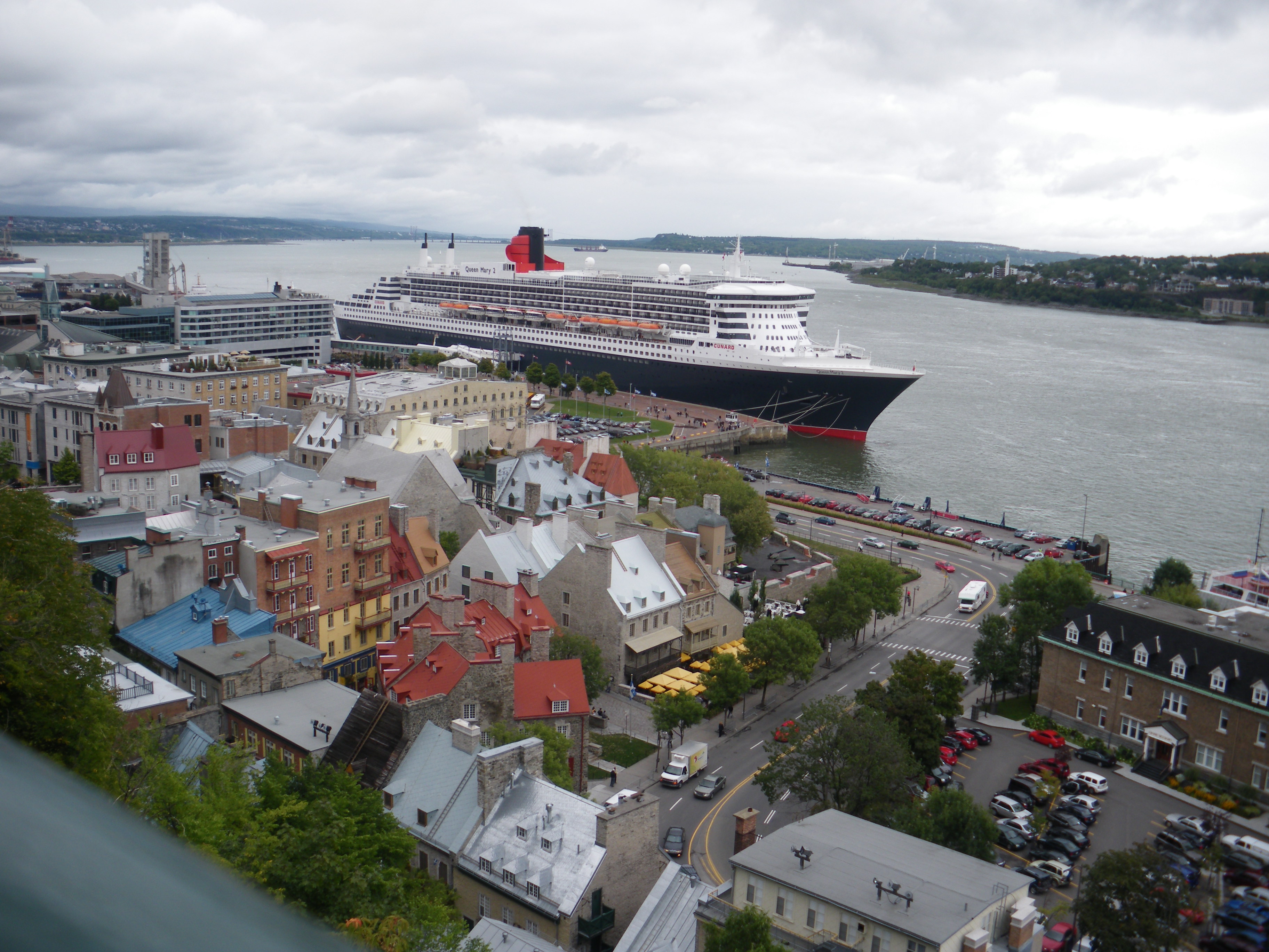 Queen Mary 2