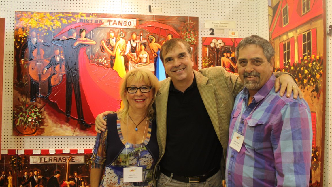 Claude Bonneau, président d'honneur du symposium, en compagnie de Louise Marion et Yvon Staubin, deux autres artistes-peintres