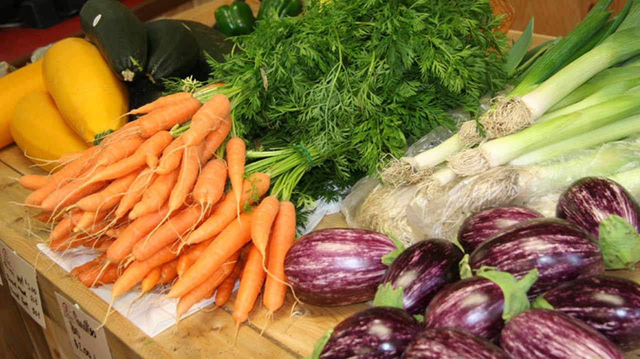 Des paniers de fruits et légumes biologiques au Grand Marché