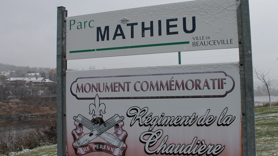 Jour du Souvenir: commémoration au Parc Mathieu à Beauceville
