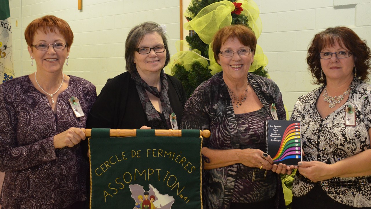 Nicole Veilleux, vice-pésidente; Lynne Morin, présidente; Louise Michaud, secrétaire-trésorière, et Marie-Claude Bélanger, conseillère