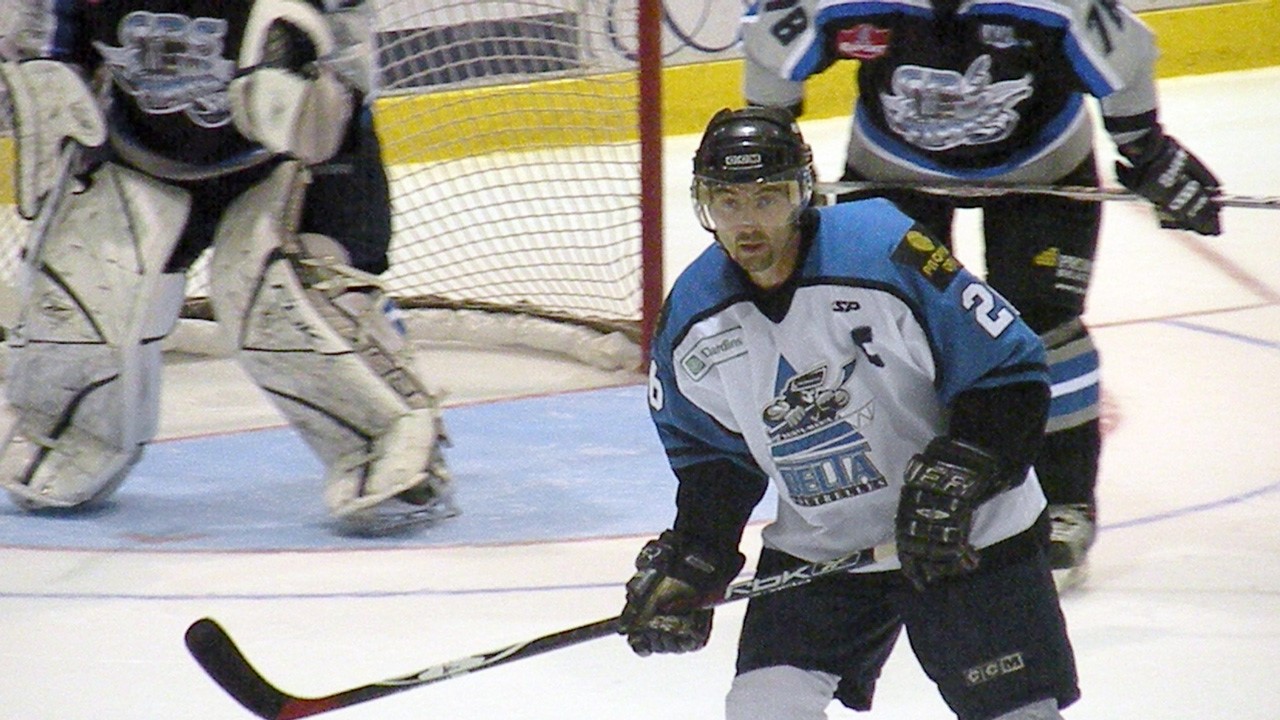 Jesse Bélanger accroche ses patins