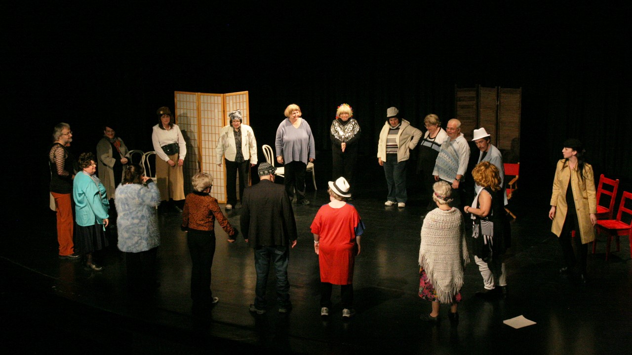 Un exercice de théâtre connu qu'ont présenté en direct les membres de la troupe.