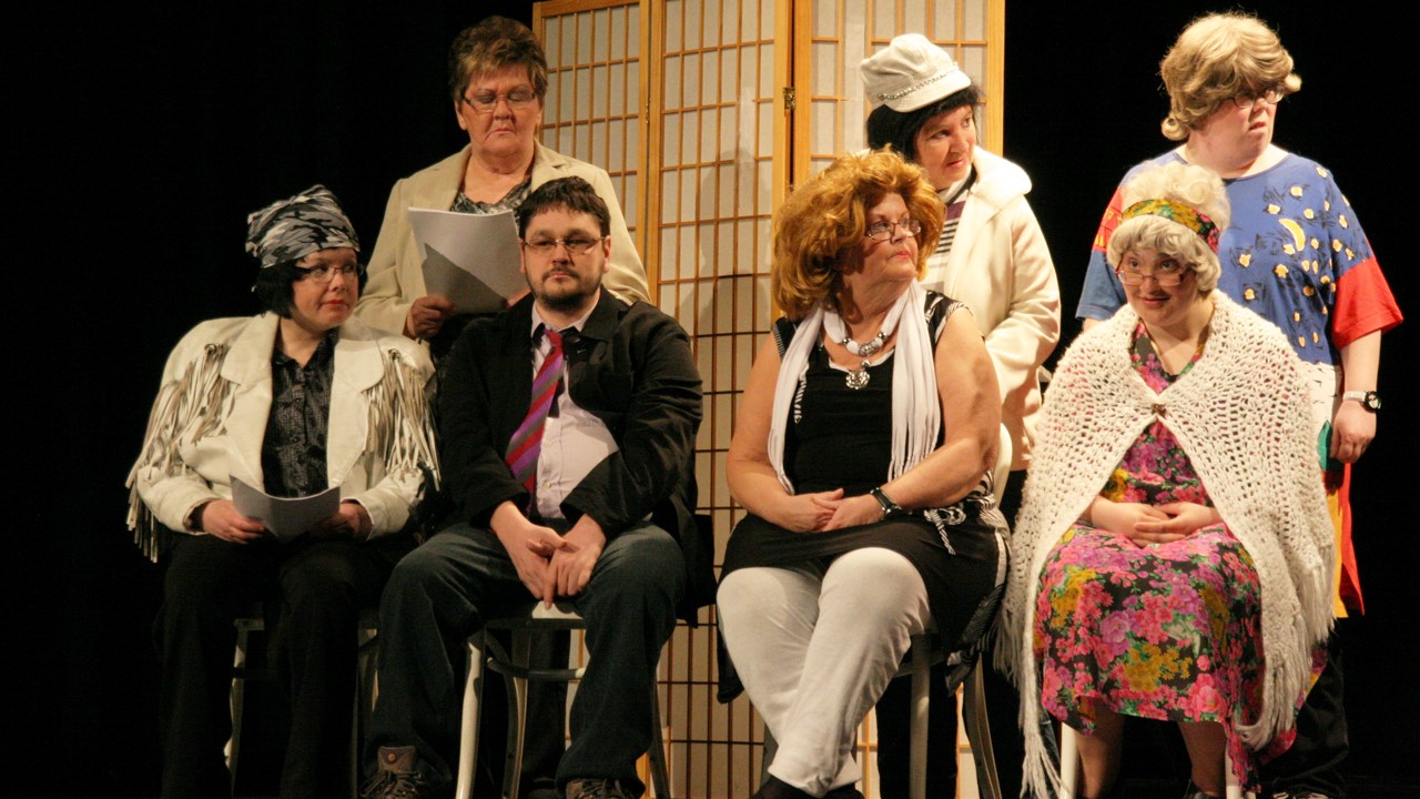 20 comédiens formaient la troupe.
