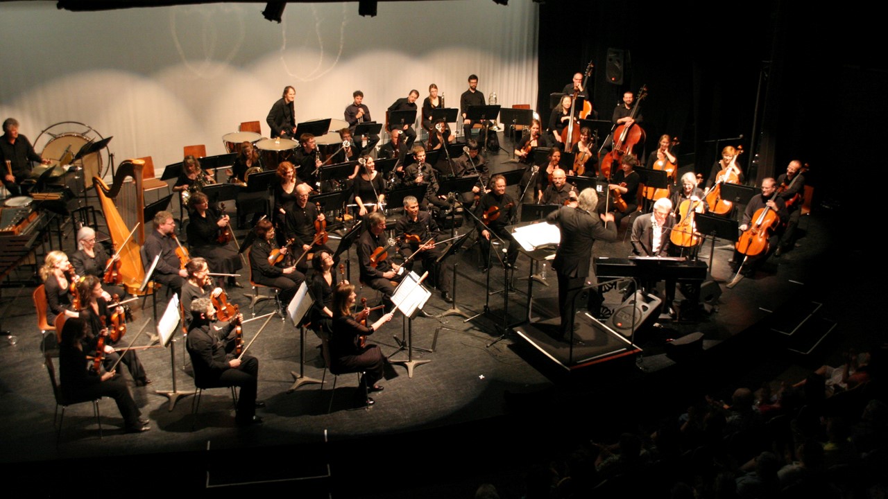 L'OSQ remplissait la scène de l'auditorium du Cégep Beauce-Appalaches.
