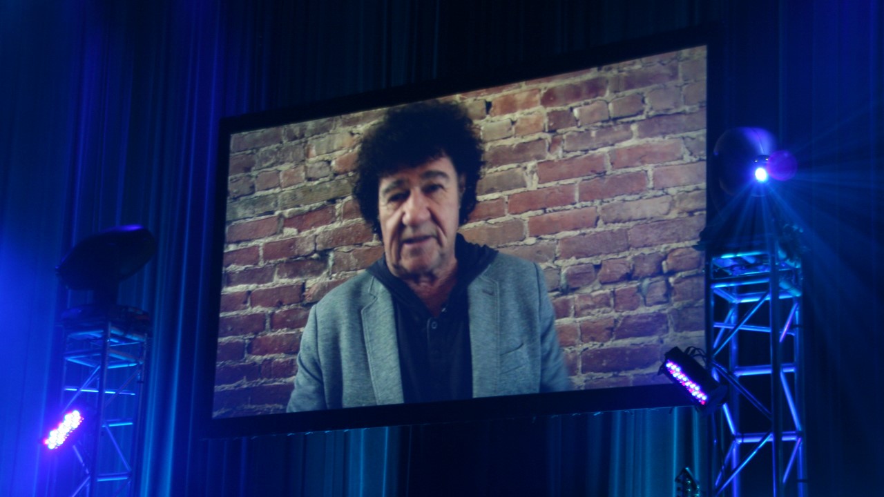 Robert Charleboix s'est adressé au public à travers une vidéo.
