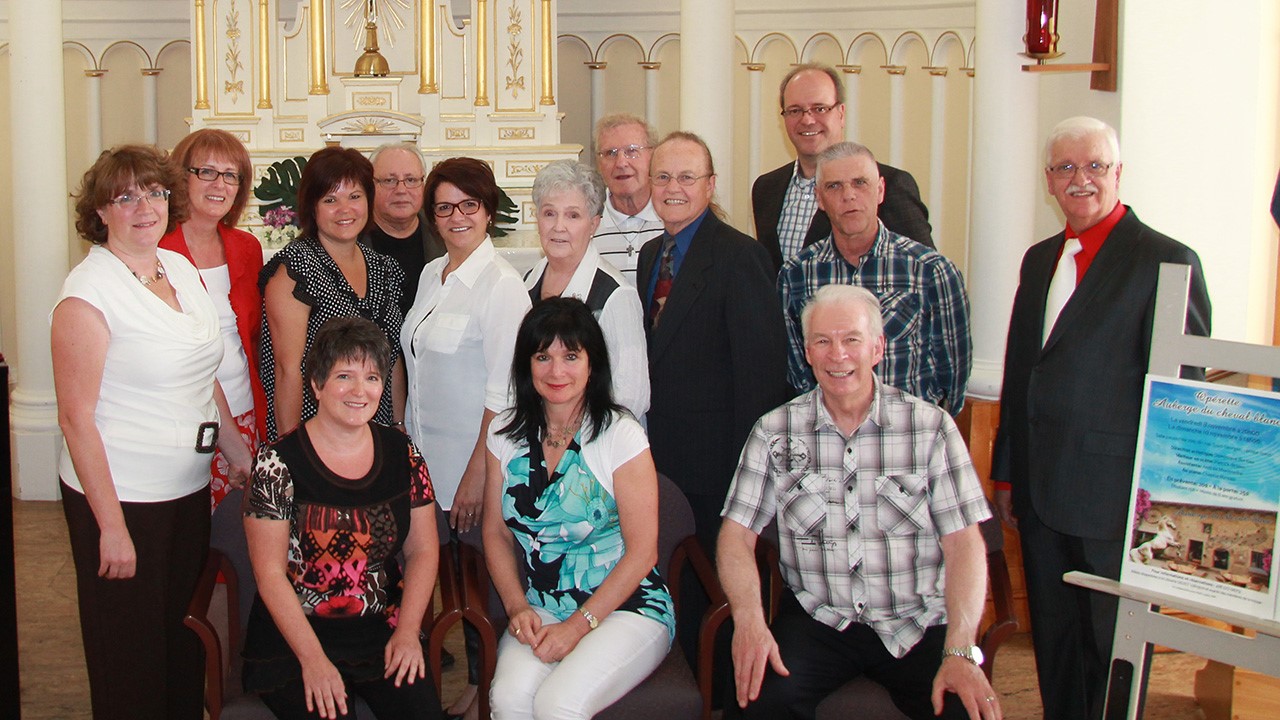 Une partie des membres de la troupe lors de la conférence de presse.