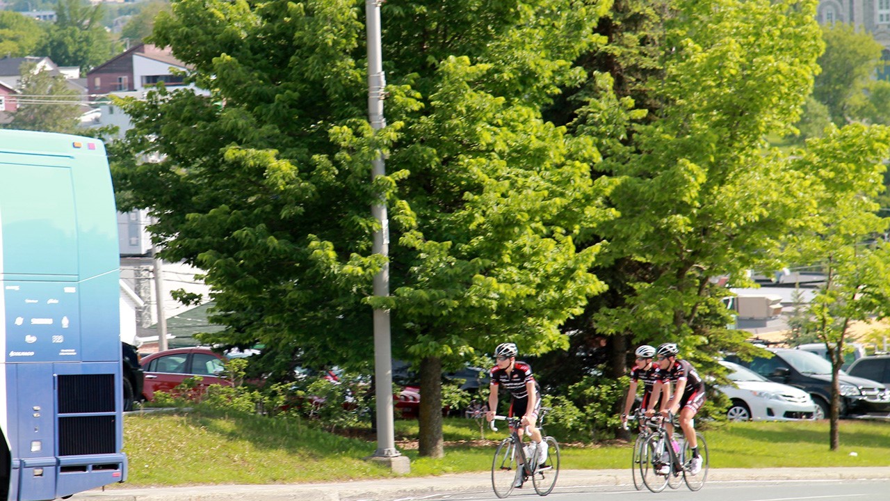 Plusieurs cyclistes participants ont sillonné la Ville au cours des derniers jours.