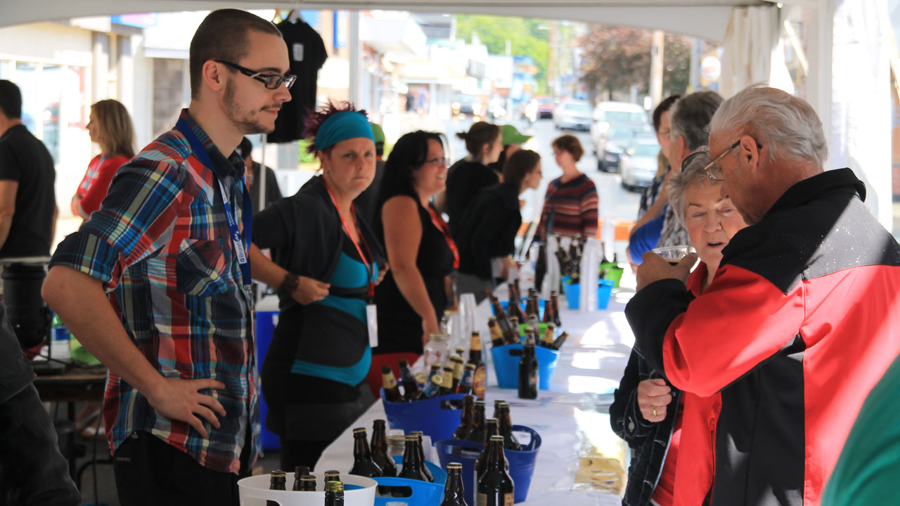 Être un amateur de bière n'a pas d'âge.