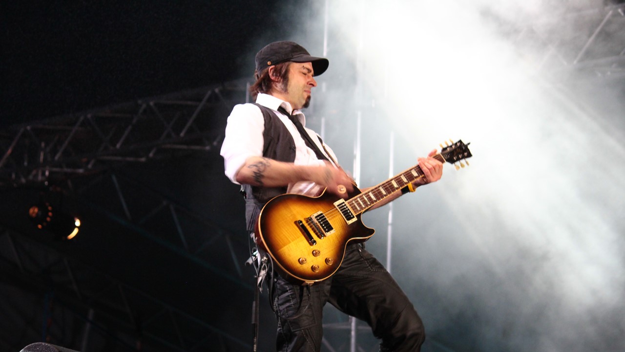 Le guitariste Patrick Lemieux.