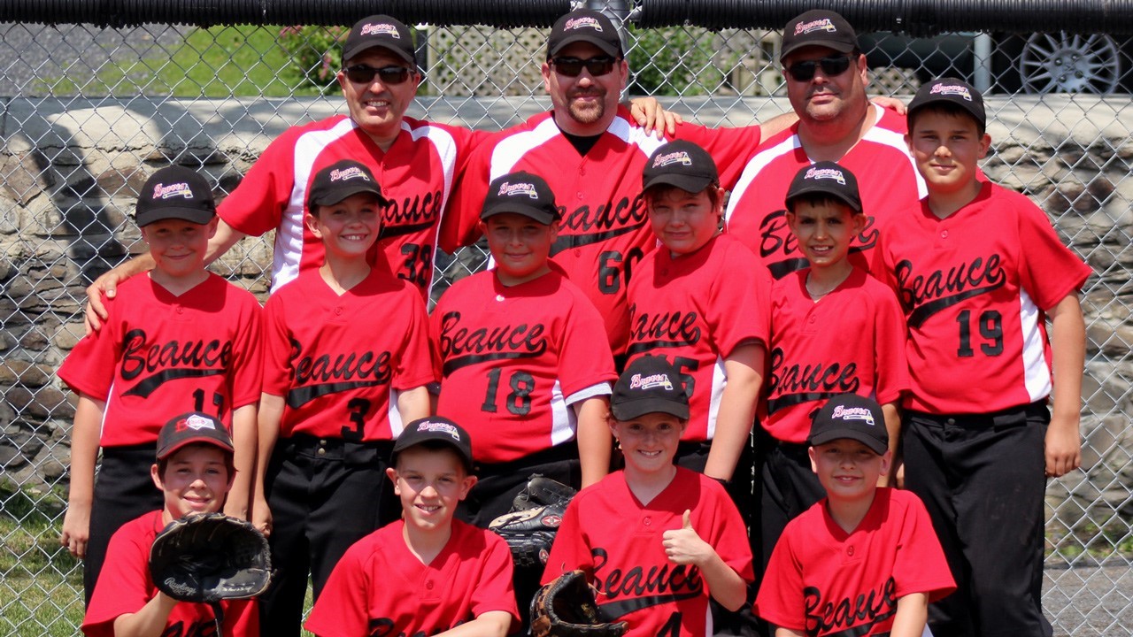 Un premier tournoi réussi pour les Braves Beauce (moustique A)