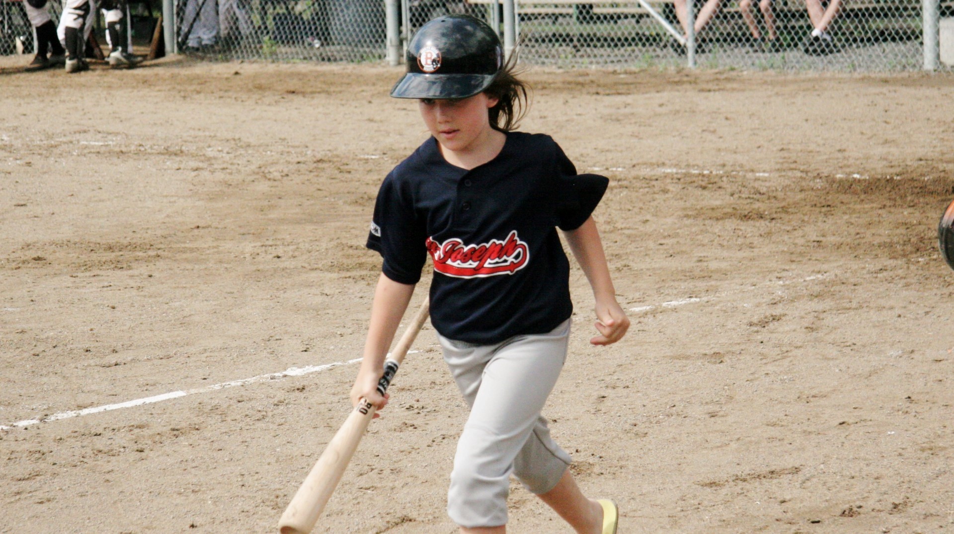Certains jeunes joueurs de baseball de la région ont eu la chance d'être préposé au bâton pour les Jarrets Noirs