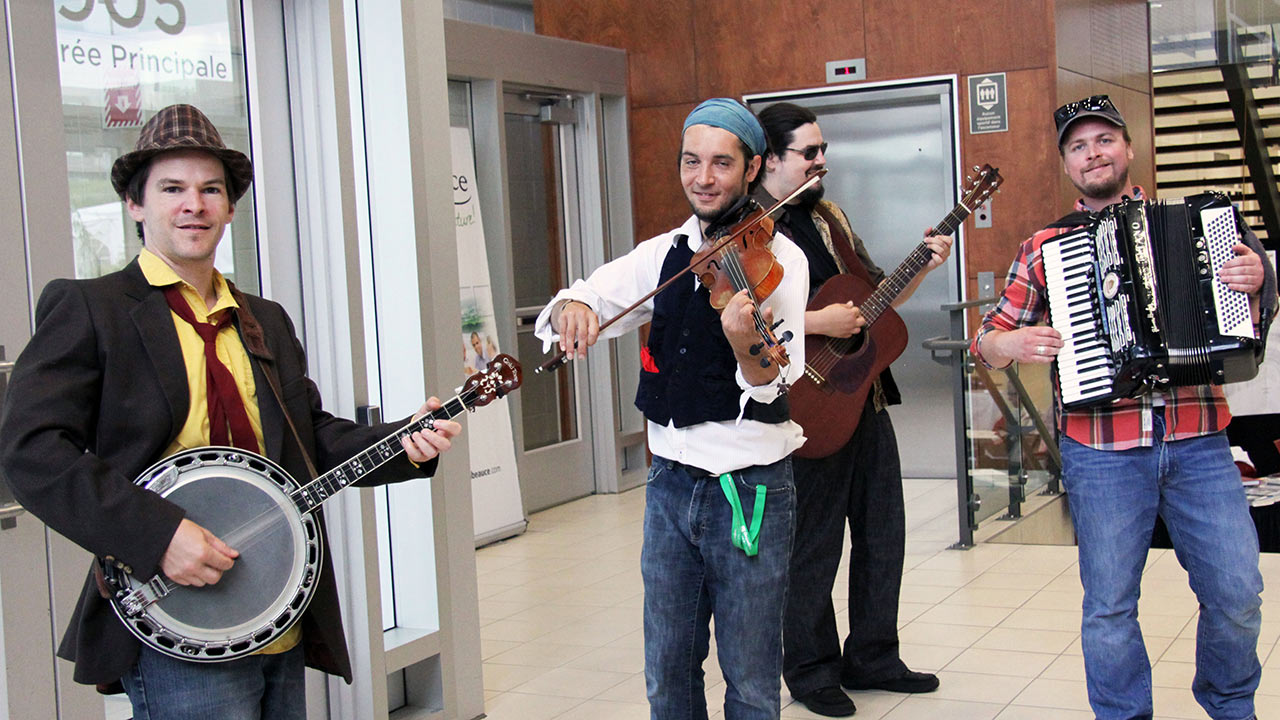  Musiciens ambulants La Tourelle Orkestra