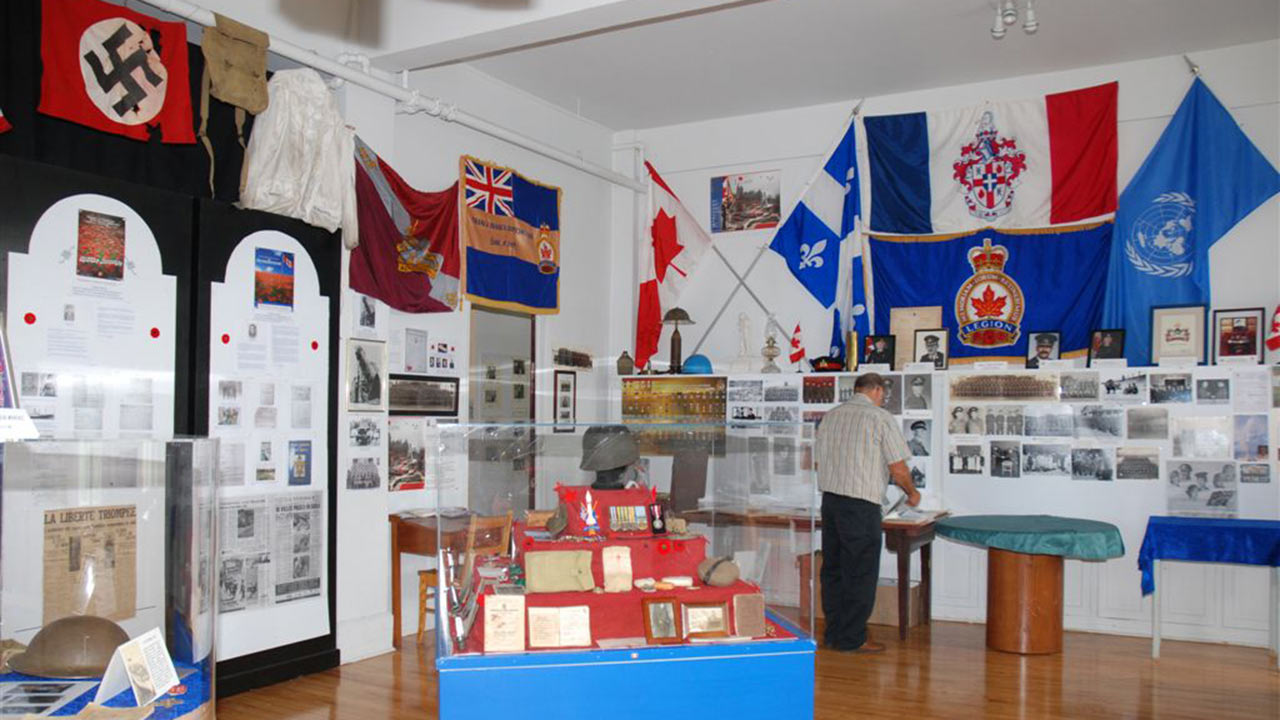 Des centaines d'artefacts seront exposés.
