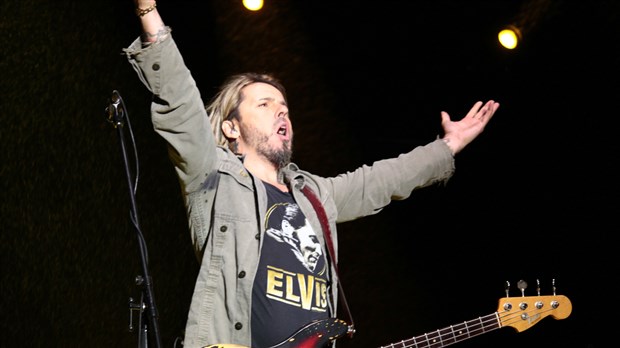 Le bassiste du groupe Kaïn est également originaire de la Beauce.
