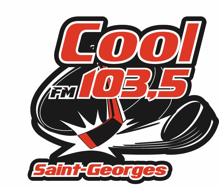 Le logo du Cool FM reste sensiblement le même. On laisse tombé le bleu pour le rouge