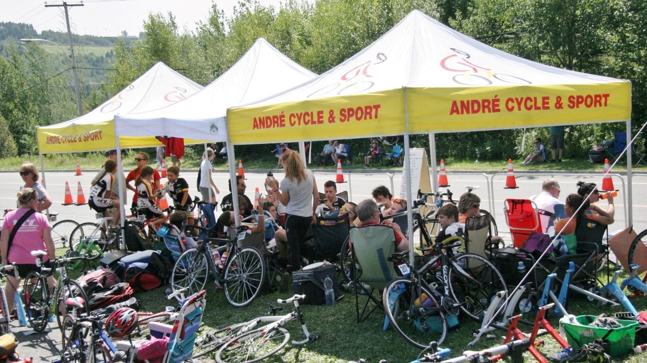 Les Championnats Québécois de vélo couronnent ses vainqueurs