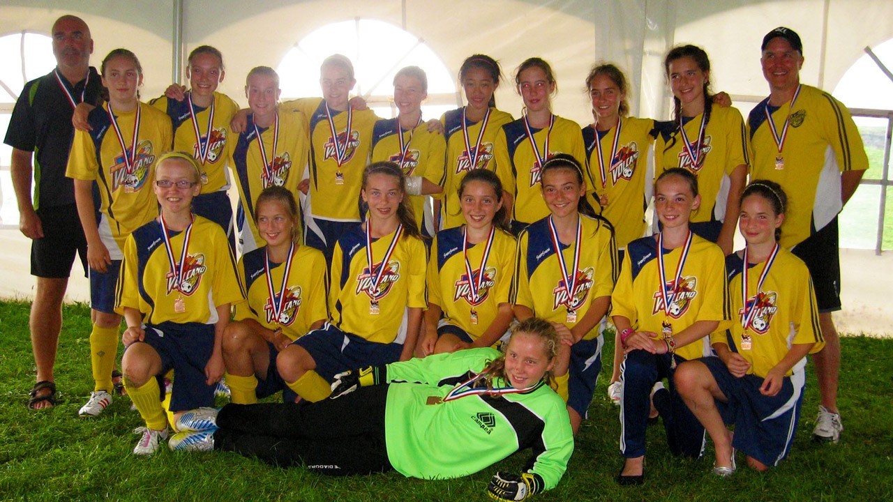 Le Volcano U13F obtient la médaille de bronze à l'International de soccer à Granby