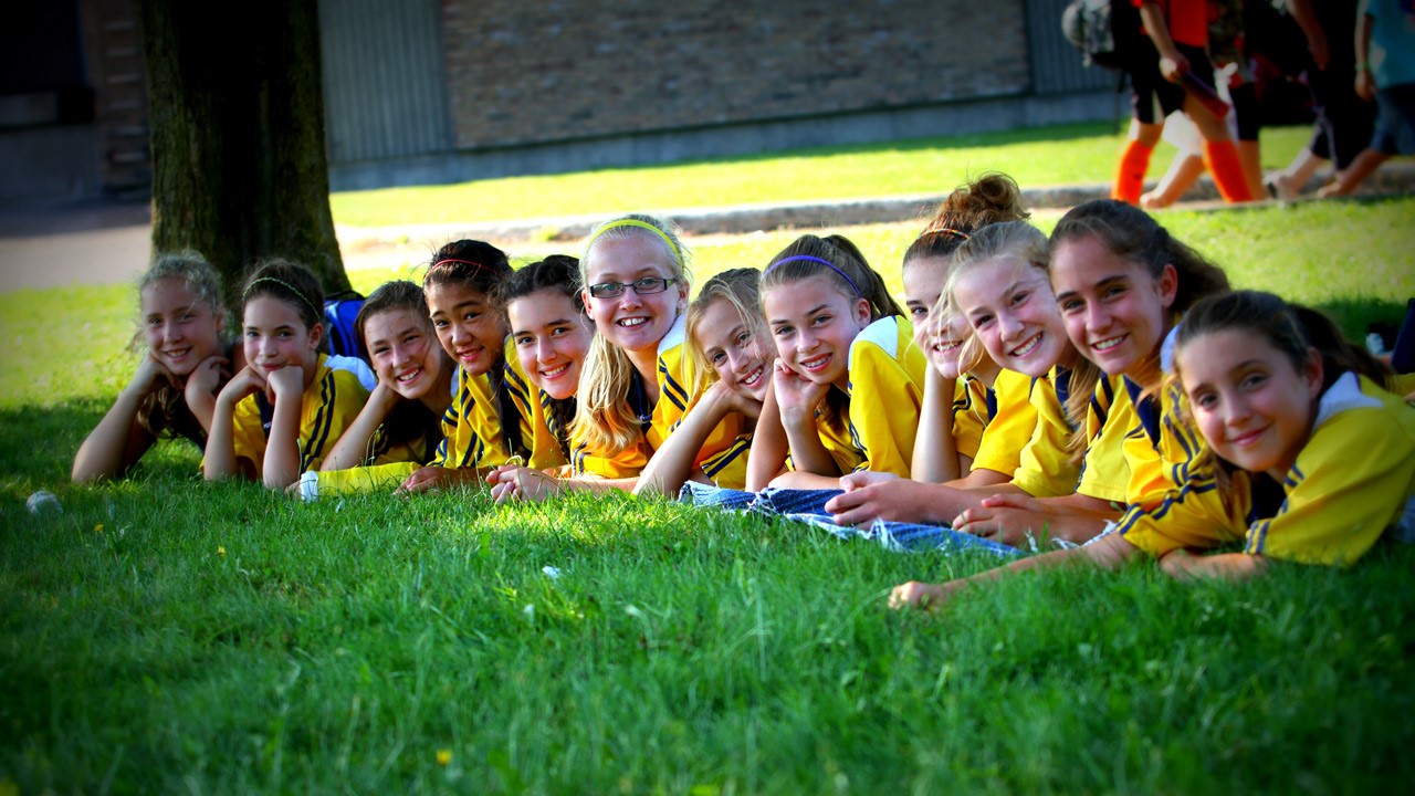 Le Volcano U13F obtient la médaille de bronze à l'International de soccer à Granby