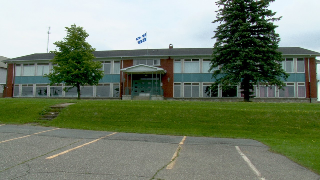 En juin dernier, la CSBE a annoncé son intention de fermer graduellement l'école secondaire de la Haute-Beauce à Saint-Évariste.