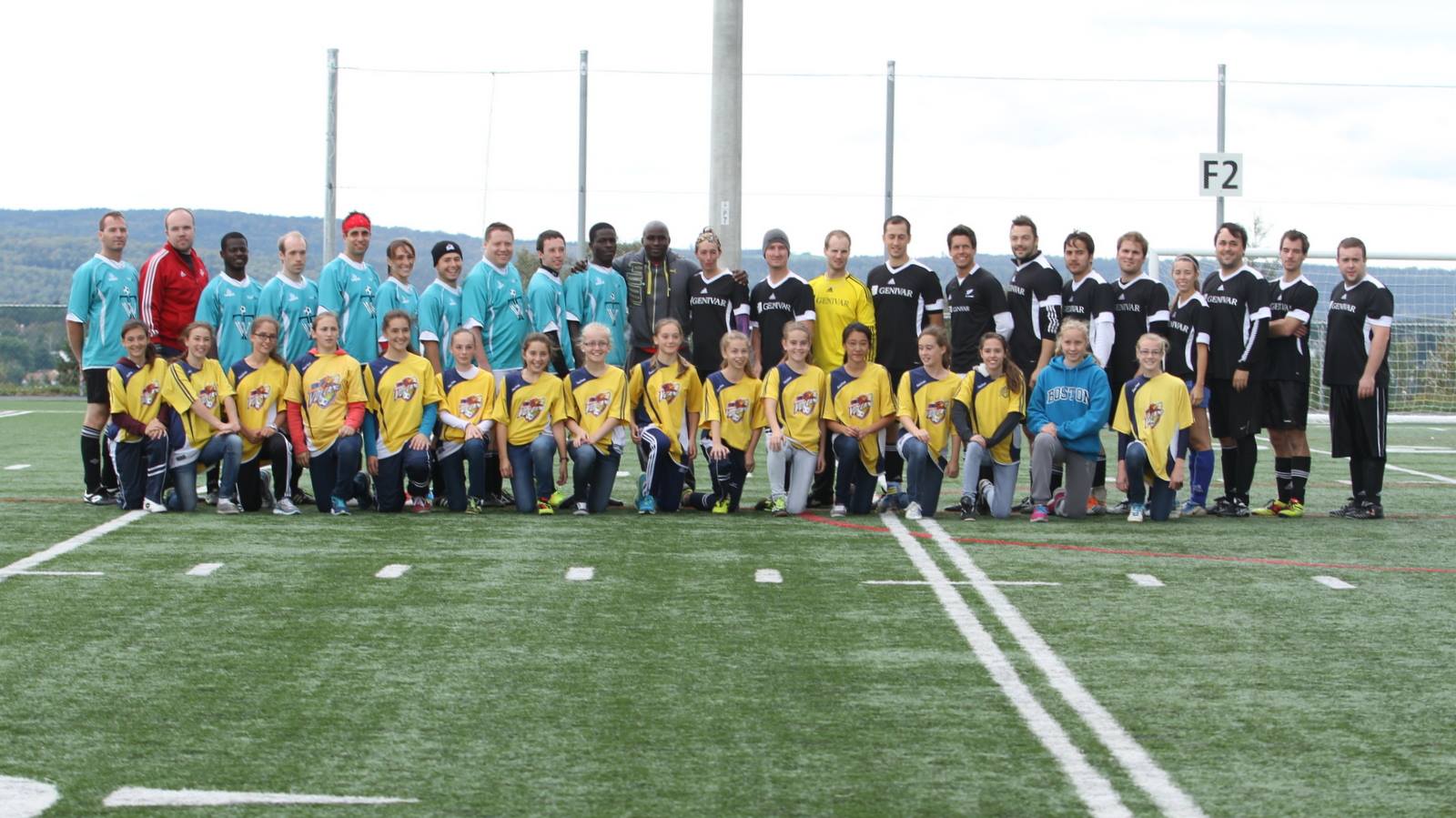 Dans la catégorie «Super Charge», Genivar a affronté l'équipe Discofuzion en finale.