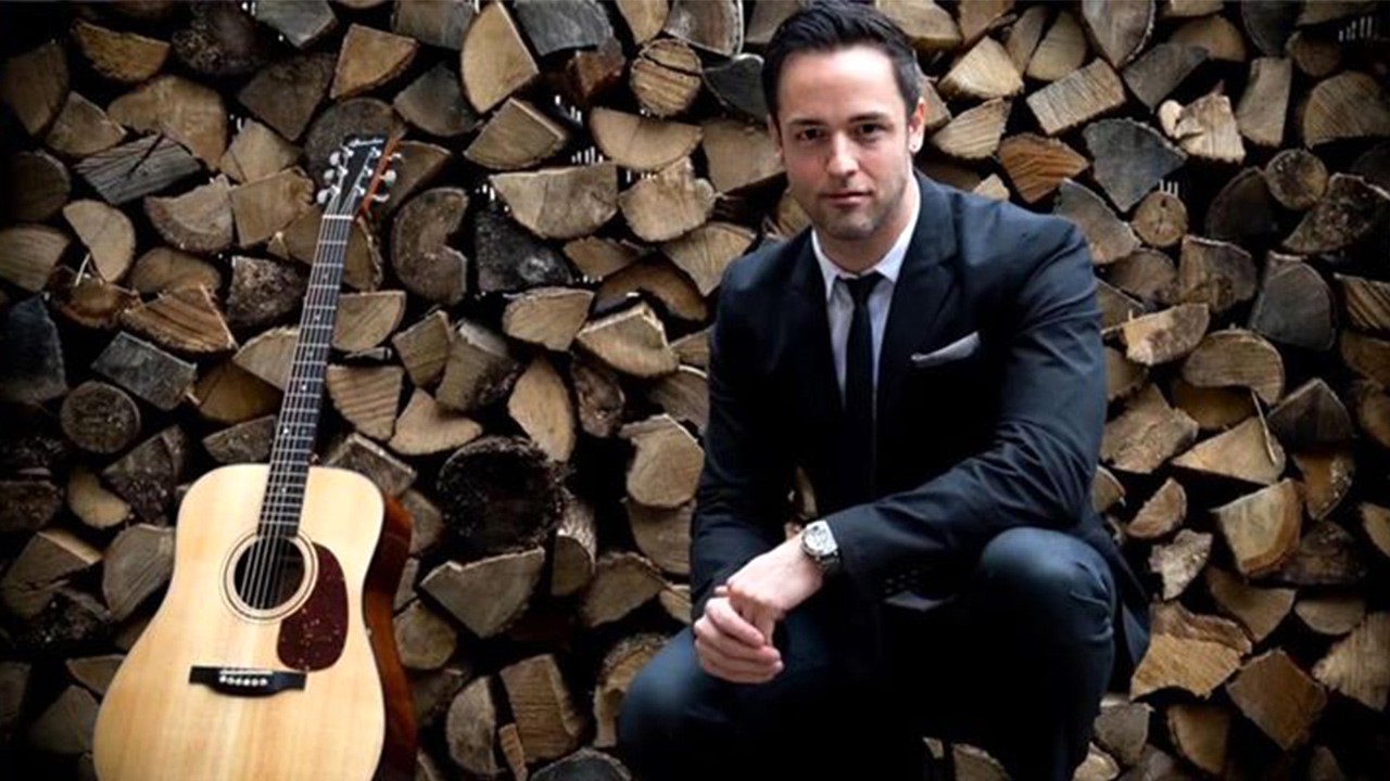Le chanteur Étienne Drapeau sera de passage au Centre des arts et de la culture de Lac-Etchemin le samedi 19 octobre prochain.