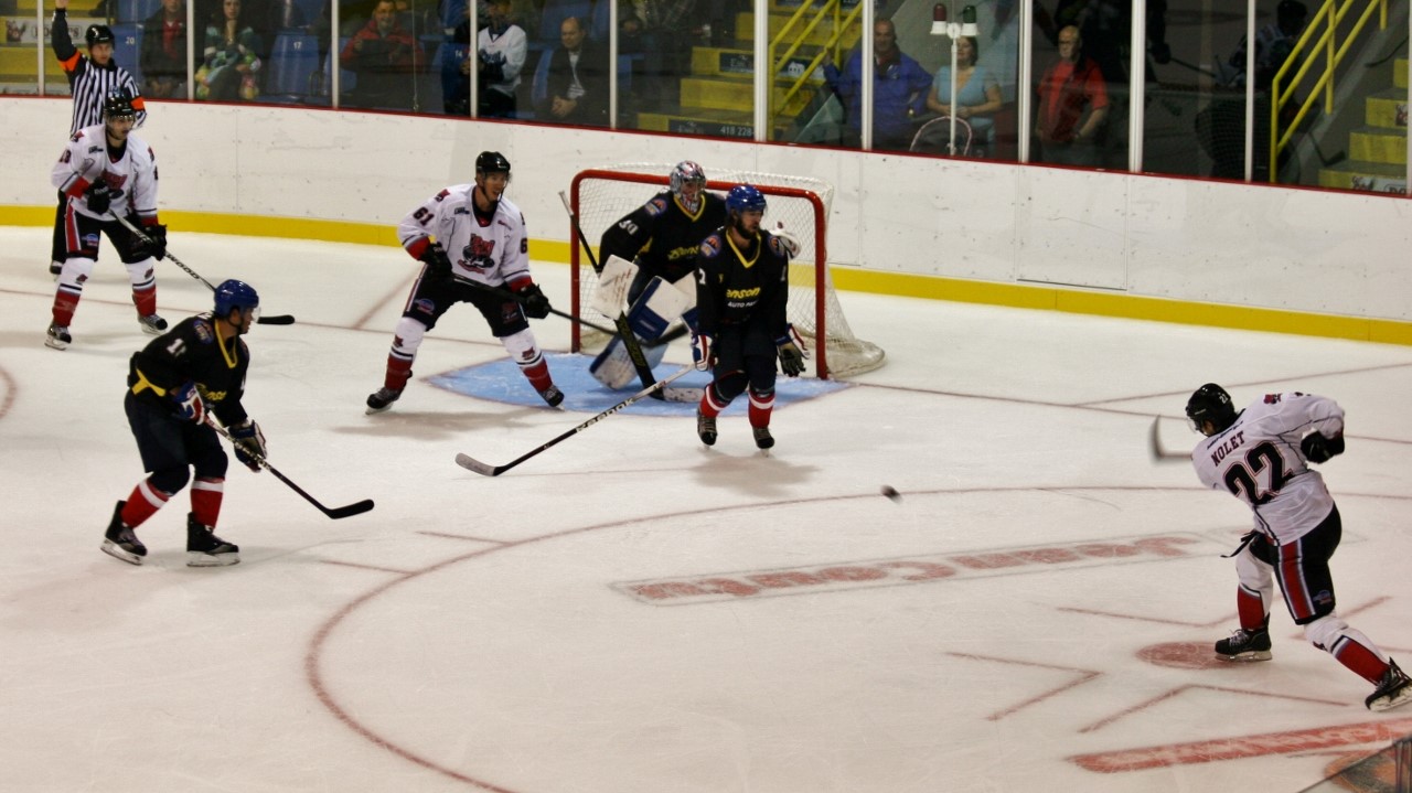 Le Cool FM a retrouvé le chemin de la victoire grâce à un gain de 3 à 2 sur les River Kings de Cornwall