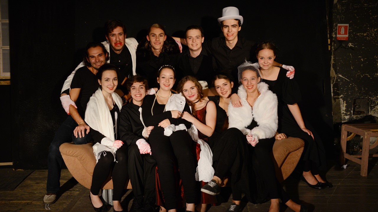 La troupe du théâtre « Sous la chapelle » de l’École Jésus-Marie fait bonne figure en Roumanie