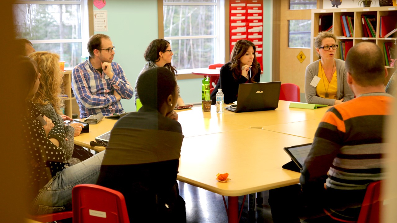 Les pédagogues de tous les paliers d’enseignement, provenant autant du secteur public que privé, prennent ainsi part au EdCamp pour partager ou innover dans leur secteur respectif.