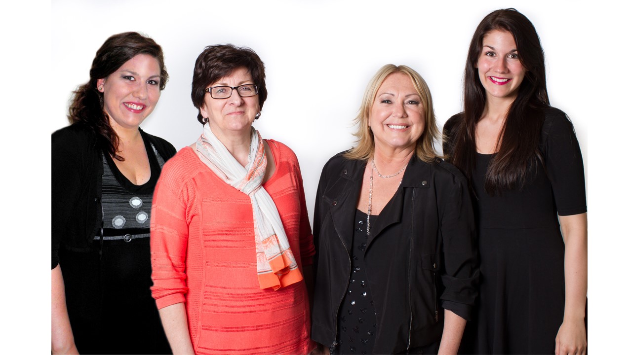 La famille Bonneau-Larochelle et leur coach Johanne Blouin