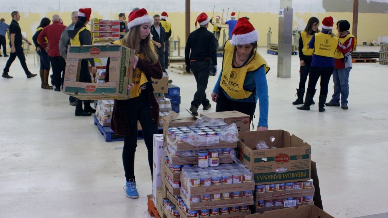 Moisson Beauce confectionne 2300 paniers de Noël
