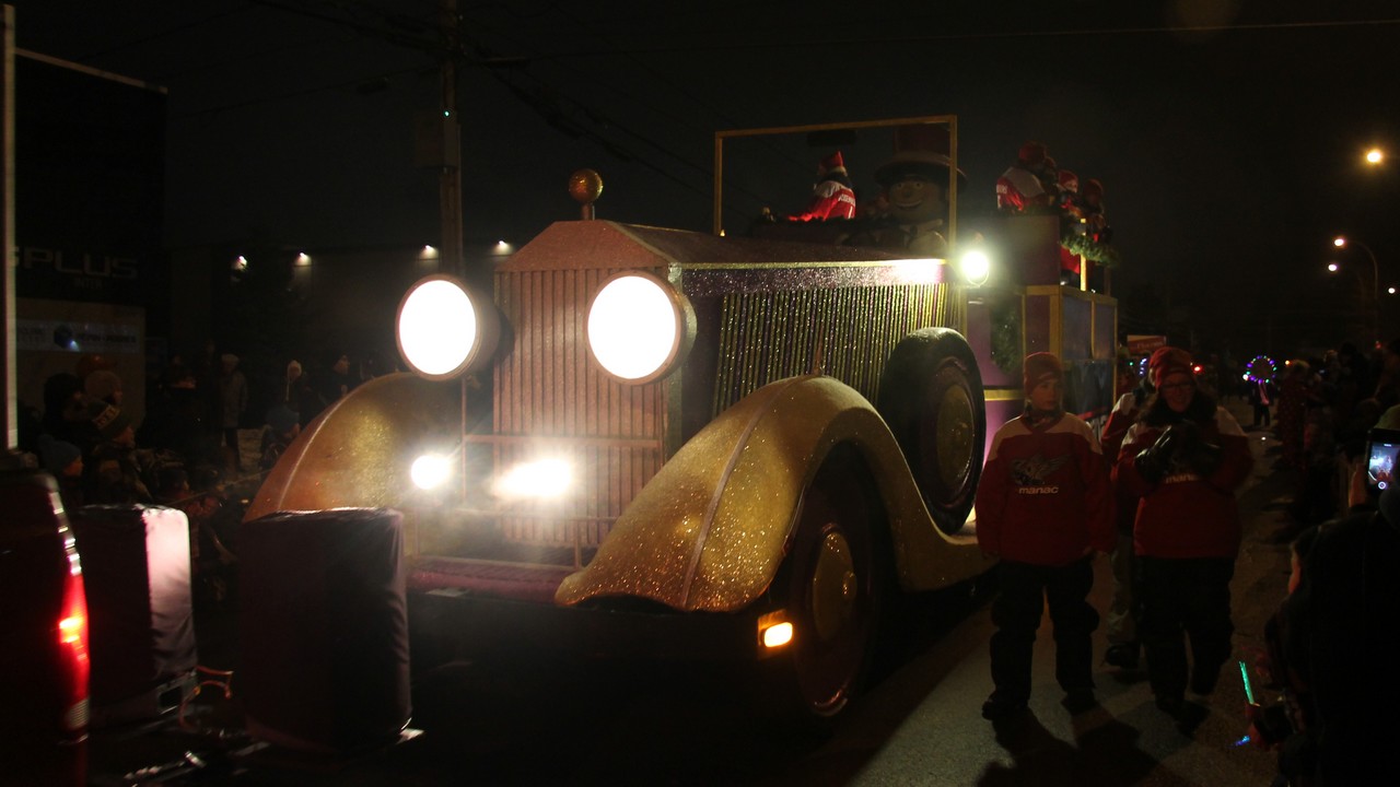 La Ville de Saint-Georges tient son défilé de Noël