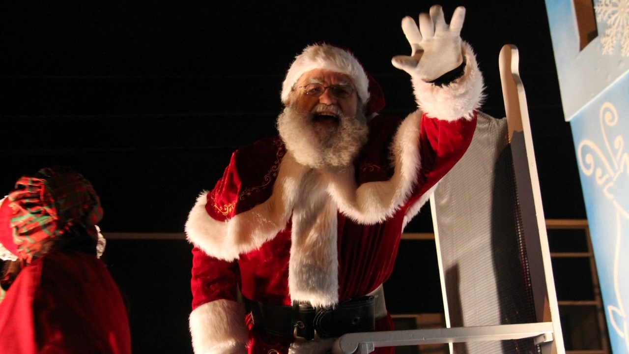 Le défilé de Noël de la Ville de Saint-Georges avait lieu ce samedi 6 décembre. Des milliers de spectateurs y ont assisté. 