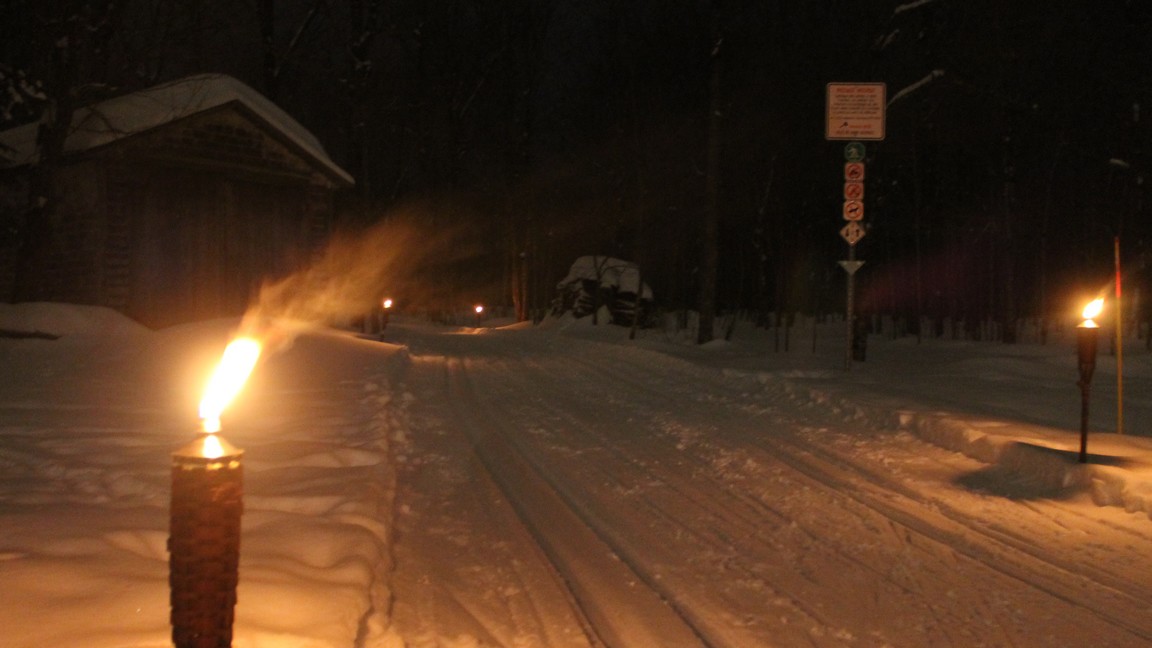 Ski de fond au flambeau à la cabane à sucre Aurélien Lessard